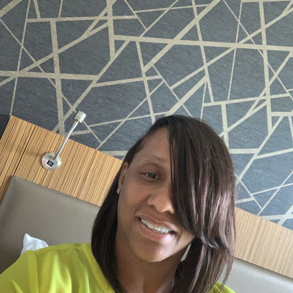 Meet your Posher, Katrena